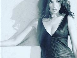 Cantiknya Gal Gadot, Wonder Woman yang Jadi Bos Baru Huawei