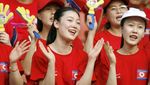 Foto: Cheerleader Korea Utara, Cantik Nggak?