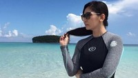 Banyak yang ingin jadi teman travelling model seksi berusia 33 tahun itu. (Dok. Instagram/babymargaretha1)
