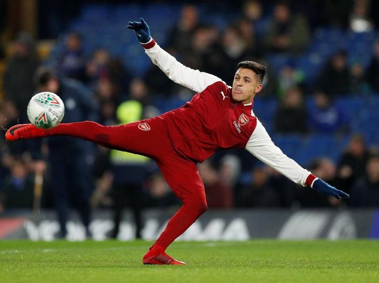 Foto: Di Dunia Maya, Alexis Sanchez Sudah Beraksi Pakai Baju MU