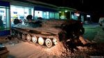 Bruk! Tank Mendadak Tabrak Supermarket di Rusia