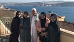 Potret Habib Rizieq Sekeluarga di Turki
