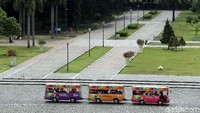 Sebelumnya, Kepala UPT Monas Munjirin menjelaskan alasan dicabutnya pagar karena beberapa pagar yang memang sudah rusak.