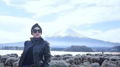 Foto: Danau Cantik di Jepang yang Didatangi Syahrini