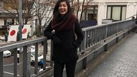 Ini juga masih liburannya di Tokyo, Jepang. Tapi netizen tetap fokus mendoakan jalinan asmara Elisa dan Sean langgeng hingga pelaminan. Foto: Instagram/elisajonathan