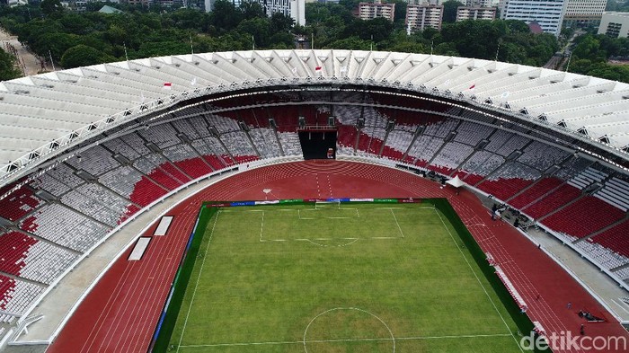 Stadion Utama Gelora Bung Karno telah selesai direnovasi. Begini penampakannya dari atas, Jumat (12/1/2018).