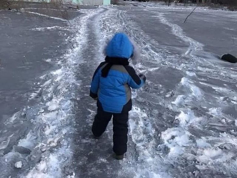Aneh, Kota di Kazakhstan Malah Diselimuti Salju Hitam Aneh, Kota di Kazakhstan Malah Diselimuti Salju Hitam