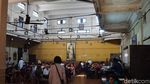 Foto: Warung Kopi Paling Hits di India Berumur 142 Tahun
