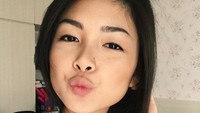Netizen cowok gemes semua dengan pose Elisa satu ini. Foto: Instagram/elisajonathan