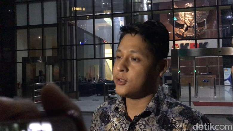 Anak Buah Fredrich Dipanggil KPK terkait Kasus Hilangnya Novanto Anak Buah Fredrich Dipanggil KPK terkait Kasus Hilangnya Novanto