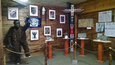 Foto: Tempat Mengenal Si Monster Bigfoot