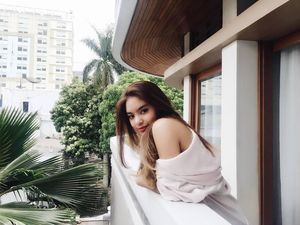 Cantik Banget! Pesona Syandria Kameron, Cicit Soekarno yang Bikin Gagal Fokus