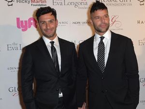 6 Tahun Menikah Sesama Jenis, Ricky Martin dan Suami Cerai