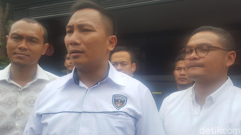 Adik Eks Pesepakbola Dianiaya Senior di SMK, 3 Pelaku Diburu Adik Eks Pesepakbola Dianiaya Senior di SMK, 3 Pelaku Diburu