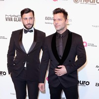 Mereka meresmikan hubungan romansa mereka dengan tampil bersama di Gala Inspirasi amFAR 2016 dan mengumumkan pertunangan mereka pada tahun yang sama. Di 2017 keduanya kemudian menikah.Foto: dok. Getty Images