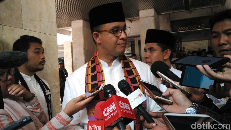 Anies Sempat Bertemu Kepala BPN di Istiqlal, Singgung Reklamasi? Anies Sempat Bertemu Kepala BPN di Istiqlal, Singgung Reklamasi?