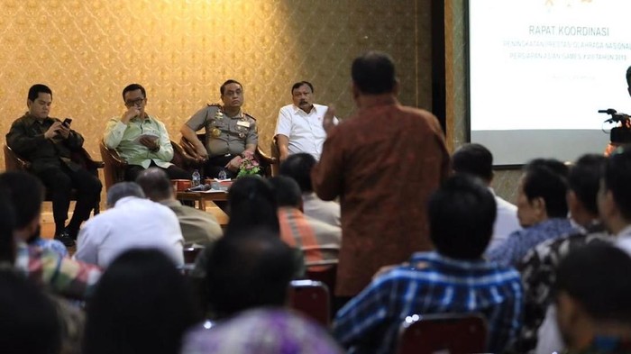Menpora Gelar Rapat Koordinasi Asian Games dengan 40 Cabor