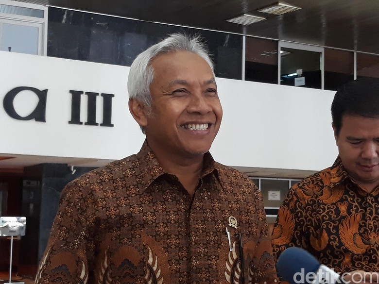 Soal Gaji Fantastis Megawati dkk di BPIP, PD Minta Jokowi Jelaskan Soal Gaji Fantastis Megawati dkk di BPIP, PD Minta Jokowi Jelaskan