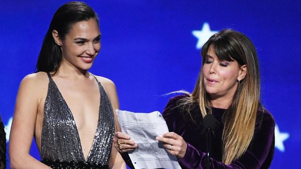 Gal Gadot dan Patty Jenkins