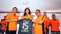 Mengusung nama tim kebanggaan Jakarta BNI Taplus siap mewarnai kancah perhelatan Bola Voli bergengsi di tanah air. Tahun ini BNI akan menjadi tuan rumah di Pulau Dewata Bali pada kompetisi tersebut.