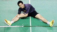 Keinginan saya sih semoga bisa tampil di Asian Games. Kalau bisa menembus peringkat sepuluh besar dunia. Tidak masalah dengan aturan minimal 12 turnamen sepanjang tahun, ujar dia.