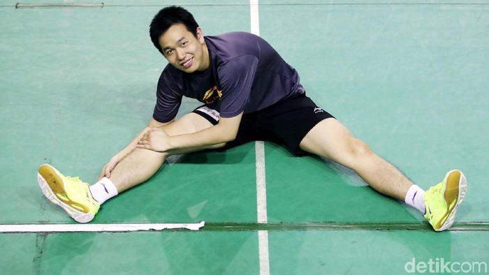 Hendra Setiawan Kembali ke Pelatnas

Pebulutangkis senior indonesia Hendra Setiawan berlatih di Pelatnas PBSI di Cipayung, Jakarta, Jumat (12/1/2018). Hendra Setiawan kembali masuk ke Pelatnas PBSI setelah sempat keluar Pelatnas selama satu tahun terakhir. Grandyos Zafna/detikcom