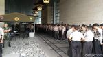 Foto: Penjagaan di Kantor Facebook Jelang Didemo FPI