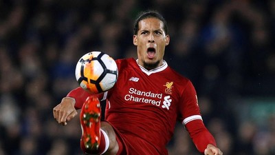 Foto: Virgil Van Dijk Diolok-olok Pakai Statistik