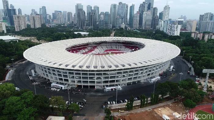 Stadion Utama Gelora Bung Karno telah selesai direnovasi. Begini penampakannya dari atas, Jumat (12/1/2018).