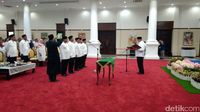 Pelantikan 5 pejabat Pemprov Banten. 