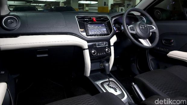Airbag Berpotensi Masalah, Toyota Recall 60.000 Unit Rush