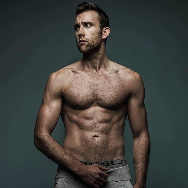 9. Matthew LewisPemain Neville Longbottom ini sempat mengejutkan fans Harry Potter dengan penampilannya yang kini kekar. Pria 32 tahun itu juga masih akting dengan bermain di sejumlah drama series Inggris, seperti Ripper Street, Happy Valley, dan Me Before You. Ia pun punya kesibukan lain sebagai pembaca acara podcast. Foto: Instagram