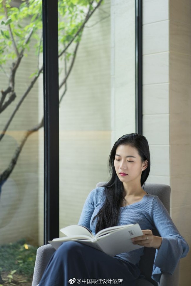 Cantik, seksi, dan berprestasi adalah penggambaran yang sempurna untuk Ye. Ia pun banyak dikagumi dan memiliki lebih dari 116 ribu pengikut di akun Weibonya. Foto: Weibo