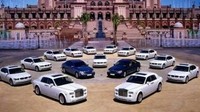 Di usia yang sudah menginjak 71 tahun, Sultan Brunei Hassanal Bolkiah hartanya tercatat lebih dari $20 milliar atau bila dirupiahkan sekitar Rp 265 triliun lebih. Tak sampai disana, dirinya pun tercatat sebagai kolektor mobil terbanyak dan terbesar sepanjang sejarah memiliki ribuan mobil ribuan mobil terbaik dunia. Foto: Pool