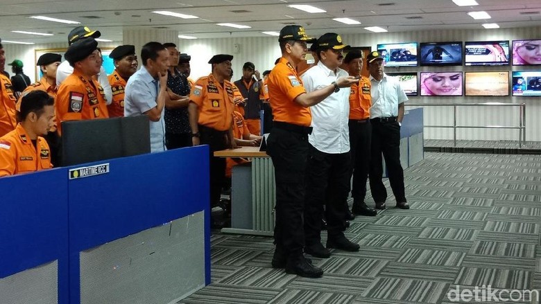 Kabasarnas Puji Marsekal Hadi: Belum Pernah Panglima TNI ke Sini Kabasarnas Puji Marsekal Hadi: Belum Pernah Panglima TNI ke Sini