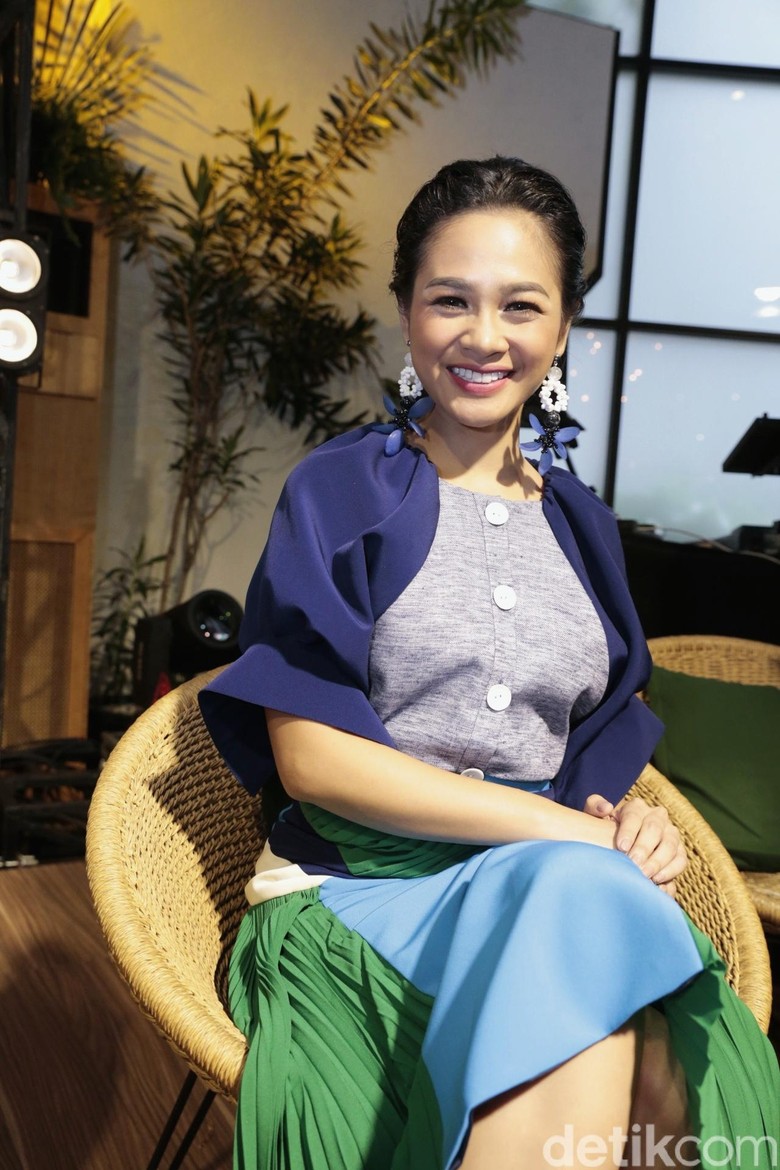 Hari Kartini, Andien untuk Semua Perempuan Indonesia Hari Kartini, Andien untuk Semua Perempuan Indonesia