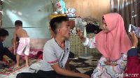 Nokies yang Pingsan di Pelukan Mantan: Saya Akan Setia dengan Istri