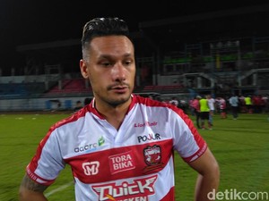 Misi Raphael Maitimo Bawa PSIM Promosi ke Liga 1