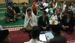 Foto Ijab Kabul Pernikahan Tahanan Kasus Narkoba di Masjid Polres