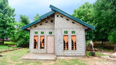 Dulu Kayu dan Daun, Rumah Warga Rote Barat Dipermak Jadi Kokoh