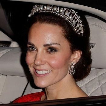 Meghan Markle Tidak Boleh Pakai Tiara Seperti Kate Middleton 