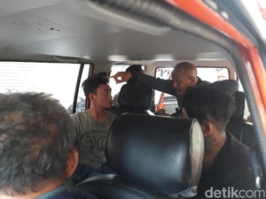 Tiga Pemuda Ini Diciduk Saat Menolak Bayar Makanan di Minimarket