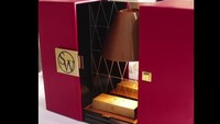 Hidangan penutup berypa cokelat dengan lapisan emas 23 karat ini punya harga fantastis. Bernama Louis XIII Grand Gold Bar, dessert mewah ini dibandrol dengan harga 2.000 USD atau setara dengan Rp 26,7 juta! Foto: Istimewa