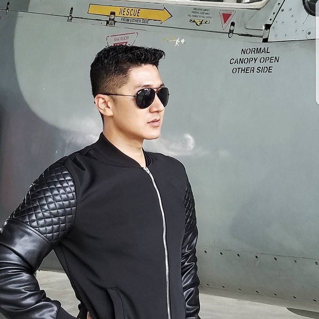 Pesona pria asal Sabang, Aceh ini juga kerap kali dibandingkan dengan aktor Korea Song Joong Ki yang berperan sebagai kapten Yoo Shi Jin di drama Korea berjudul Descendants of The Sun. Foto: Instagram
