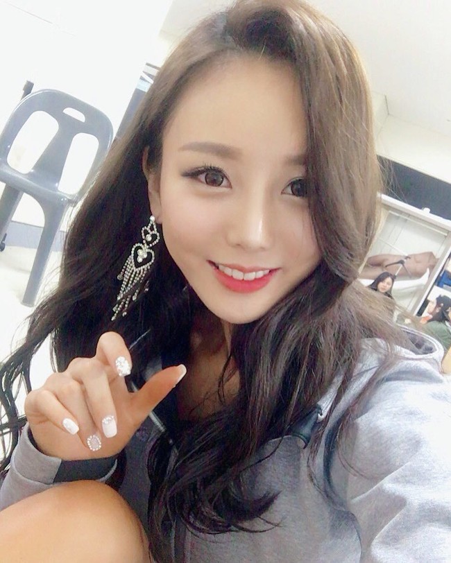 Menurut Eun Ju, hal terpenting untuk mendapatkan tubuh langsing dan indah adalah perlu adanya program latihan dan strategi asupan makanan, serta kualitas istirahat.Foto: Instagram