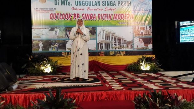 Khofifah Tawarkan Program Petik Olah Kemas Jual untuk Perempuan Jatim