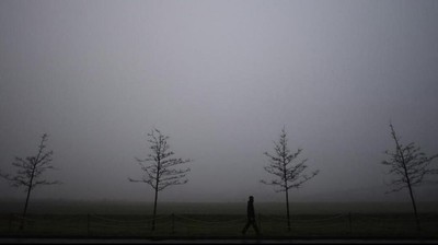 Foto: Kabut Tebal Seperti di Film Horor