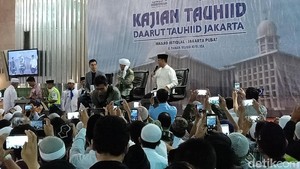 Kajian di Isqtilal, Aa Gym ke Anies: Terpikir Nggak Jadi Gubernur?