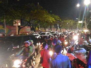Usai Indonesia Vs Islandia Lalin Keluar Gelora Bung Karno Macet