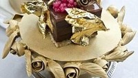 Ini jadi puding termahal di dunia. Harganya 3.4000 USD atau sekitar Rp 453 juta. Dessert dari Carl Weininger ini bisa beli rumah lho! Foto: Istimewa